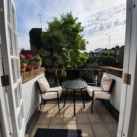 Lovely Large 1 Bed Renovated Flat W Balcony & 600Mb Wifi London Bagian luar foto
