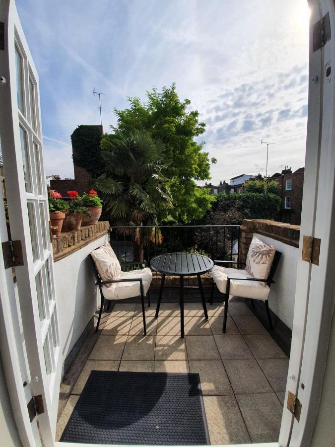 Lovely Large 1 Bed Renovated Flat W Balcony & 600Mb Wifi London Bagian luar foto